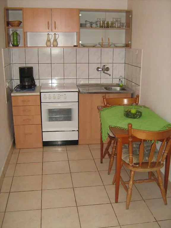 Guest House Mara Novi Vinodolski Croatia
